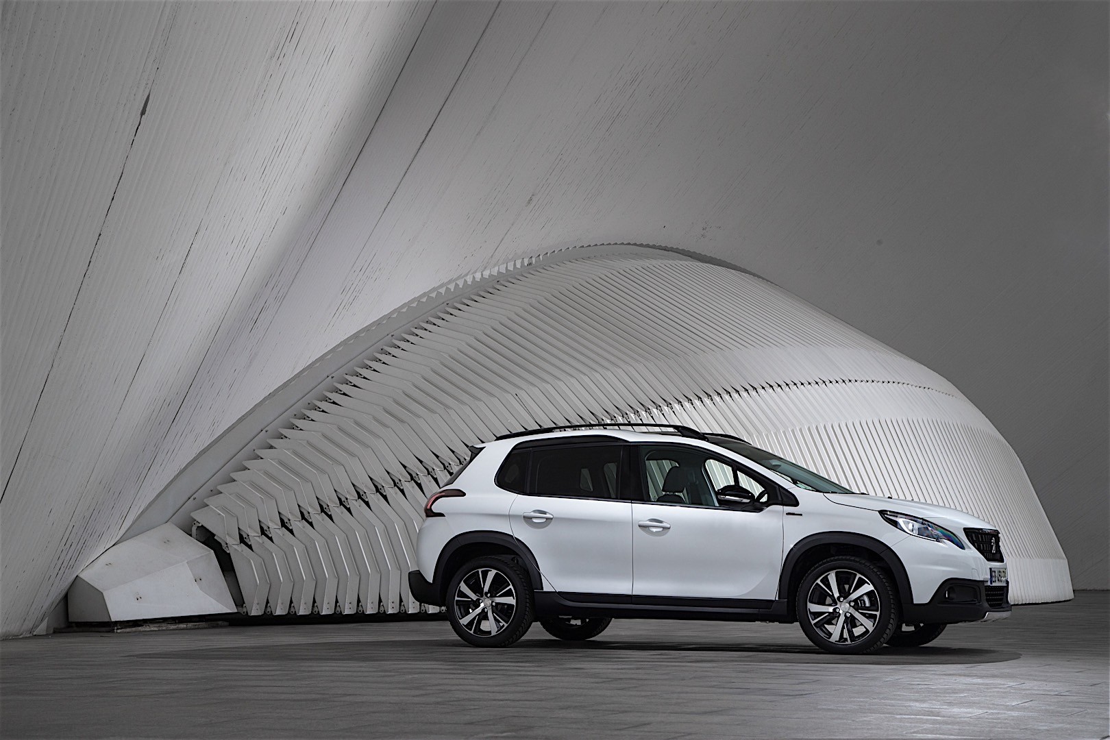 Peugeot 2008 photo 6