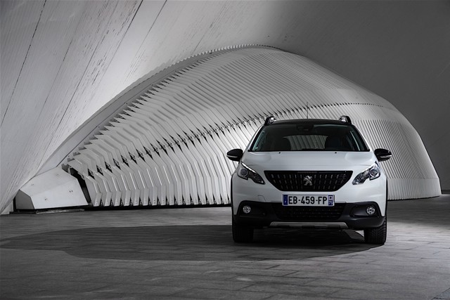 Peugeot 2008 foto 16