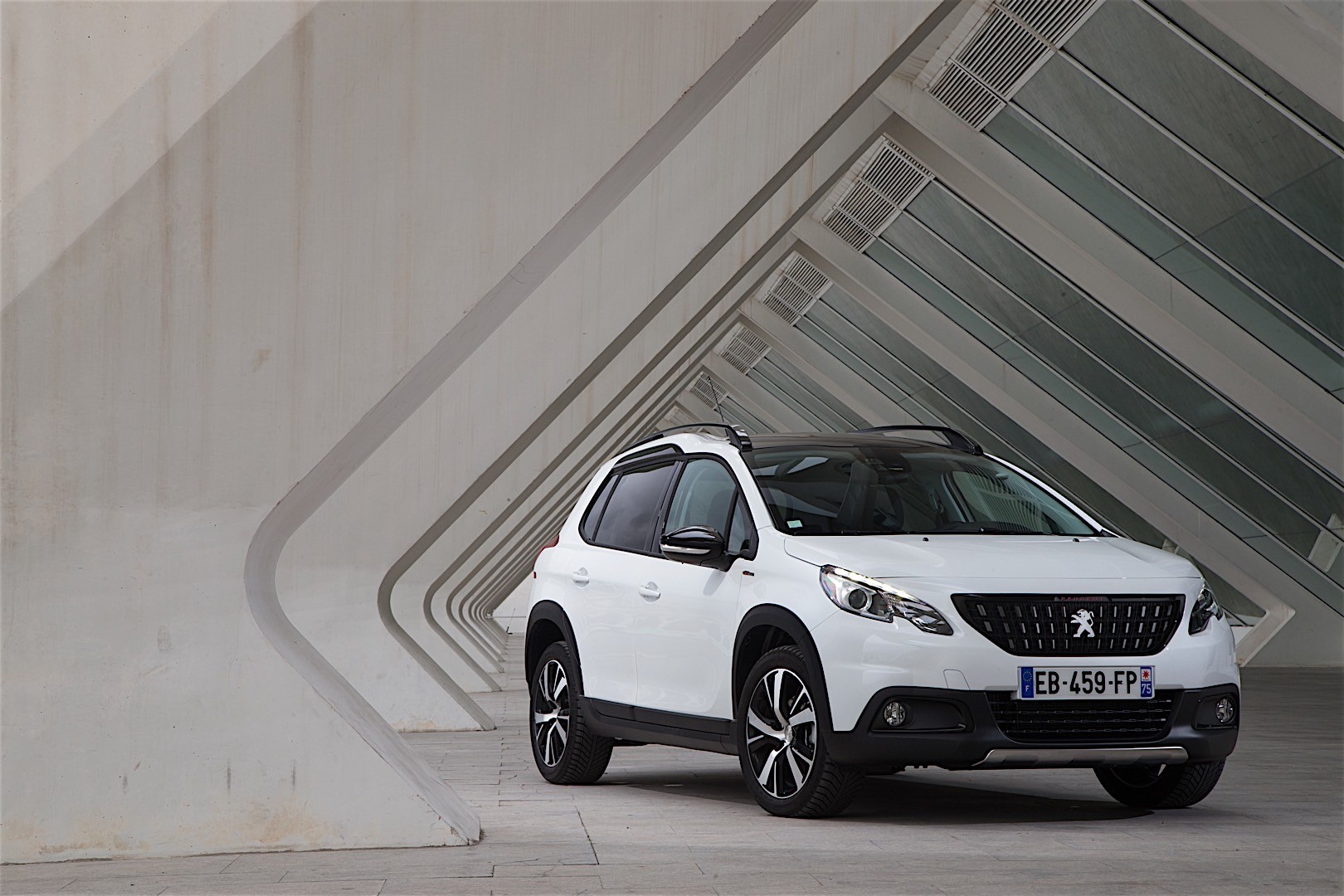 Peugeot 2008 photo 17