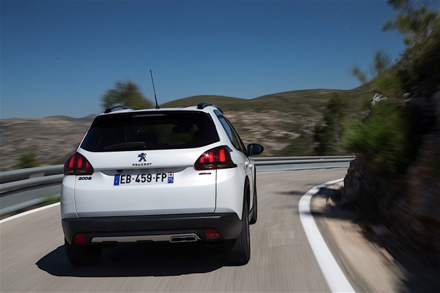 Peugeot 2008 foto 39