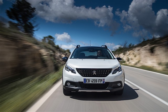 Peugeot 2008 foto 42
