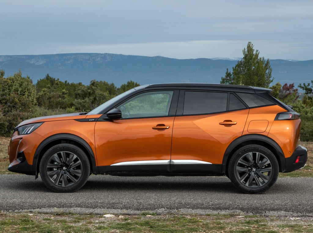 Peugeot 2008 photo 96