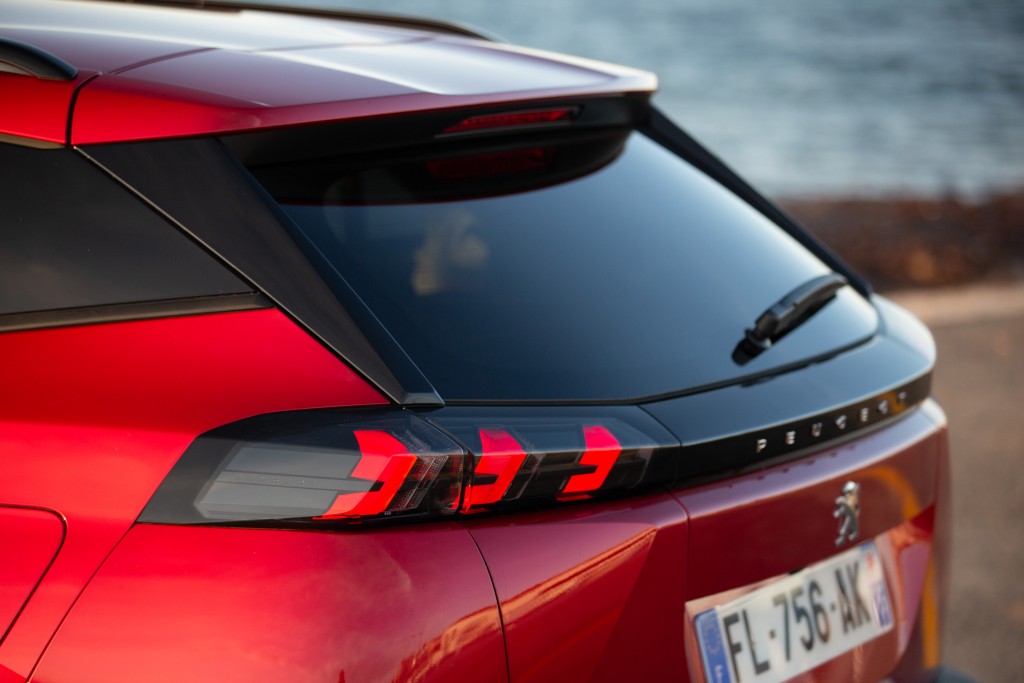 Peugeot 2008 photo 46