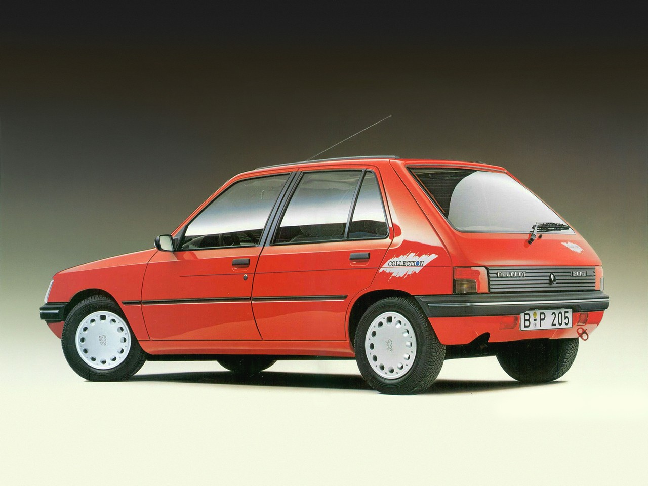 Peugeot 205 photo 9