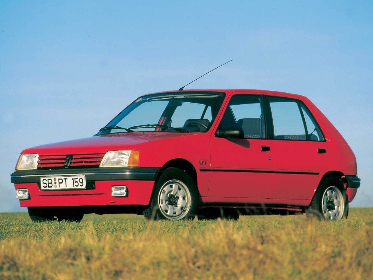 Peugeot 205 photo 10