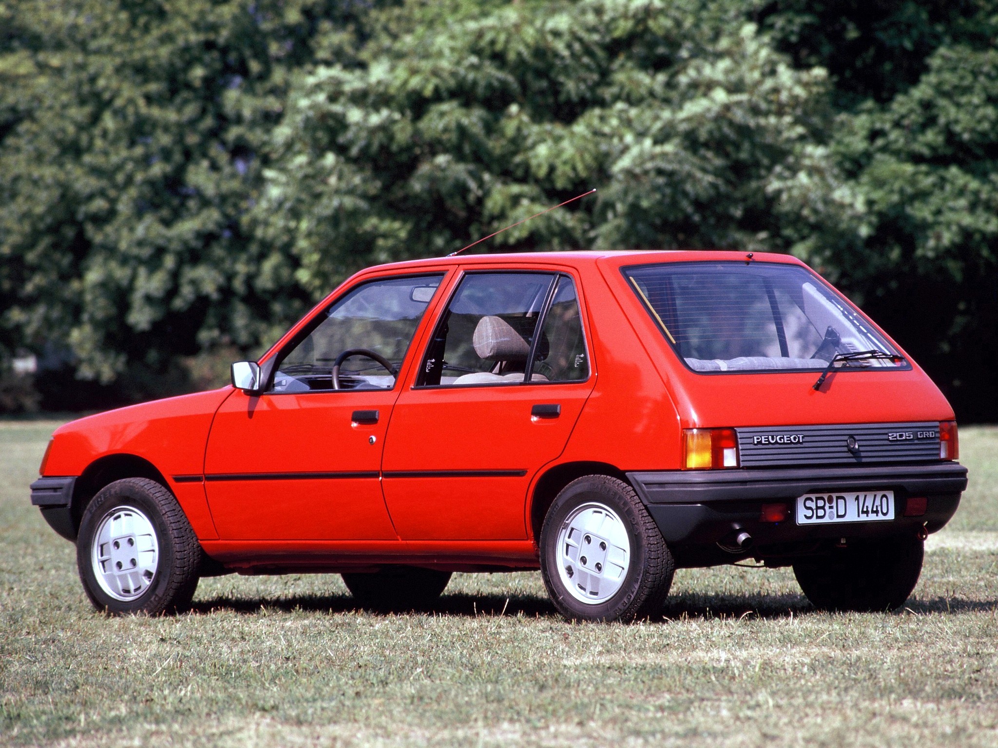 Peugeot 205 photo 19