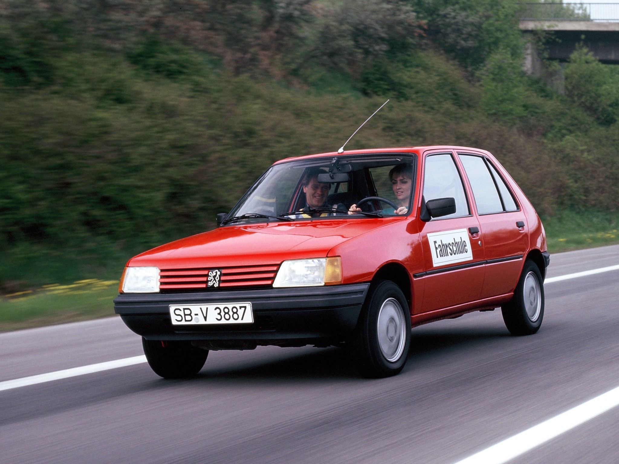 Peugeot 205 photo 20