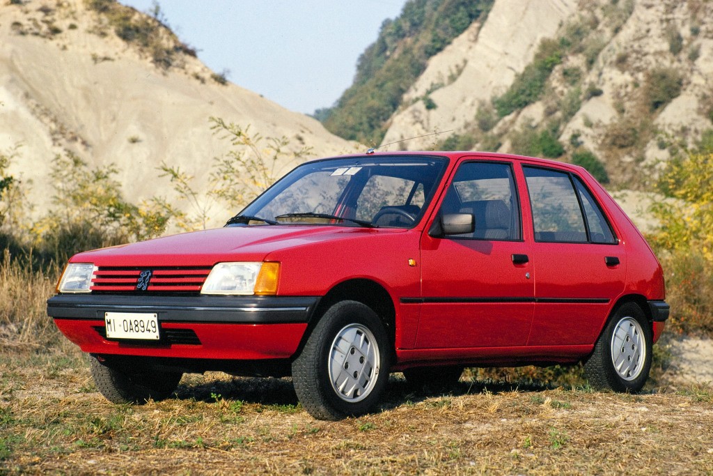 Peugeot 205 photo 27