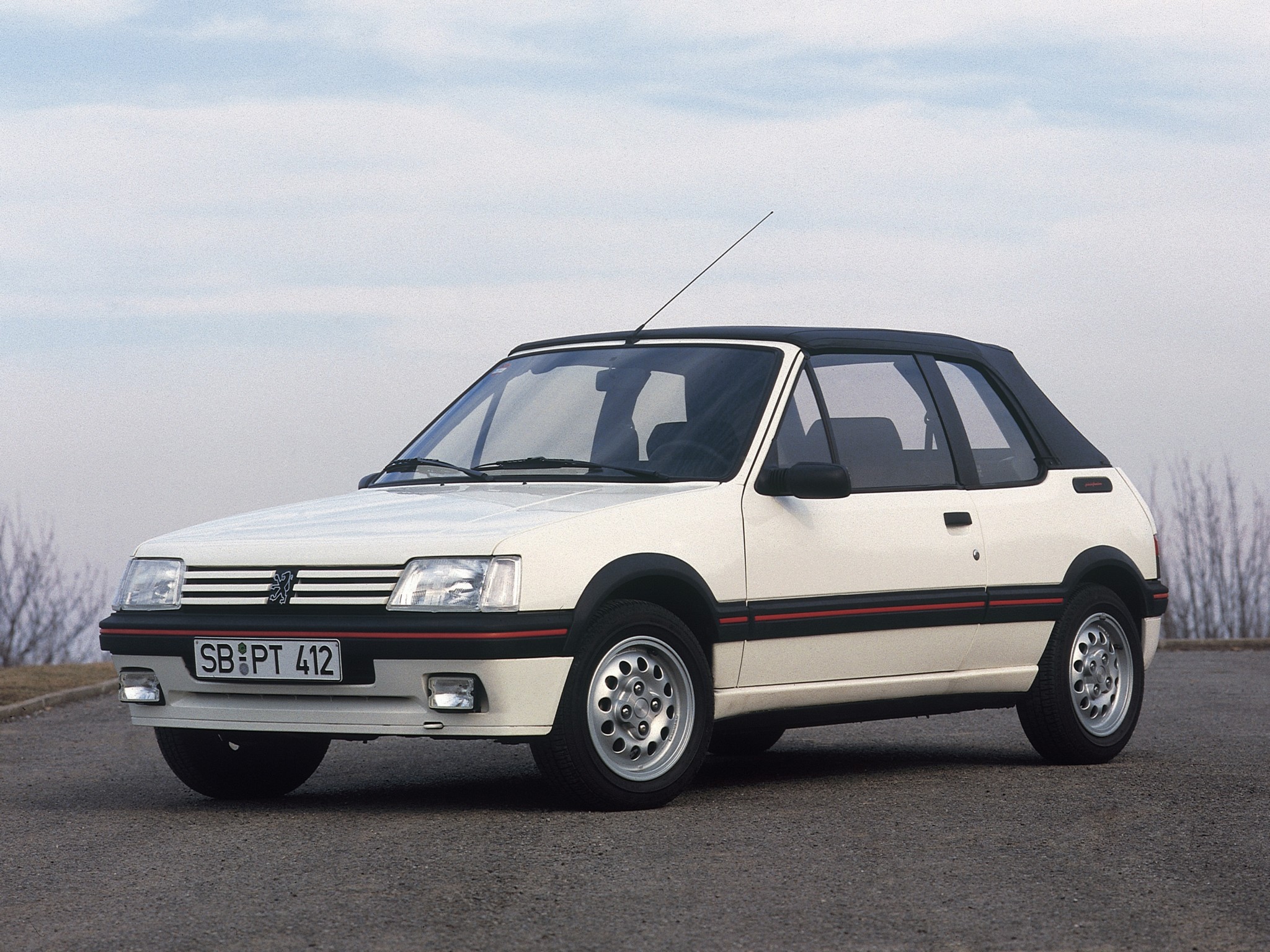 Peugeot 205 photo 20