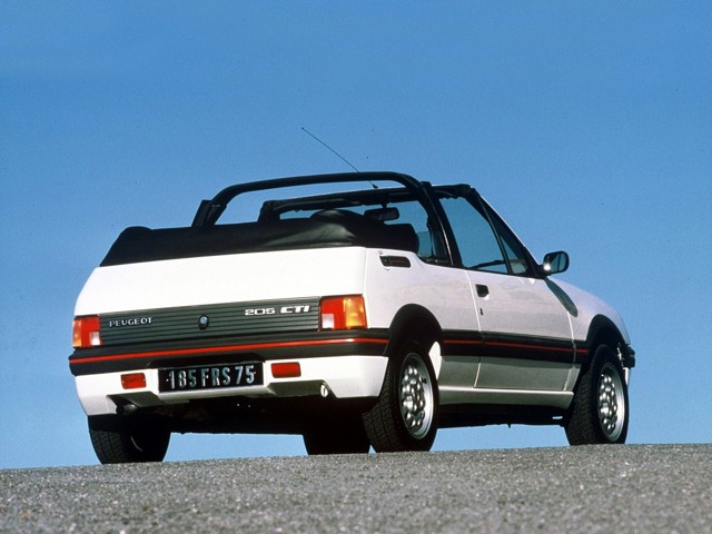 Peugeot 205 Foto 7