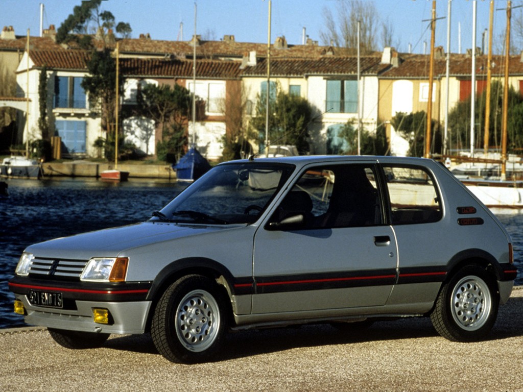 Peugeot 205 photo 4