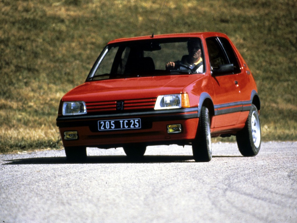 Peugeot 205 photo 13
