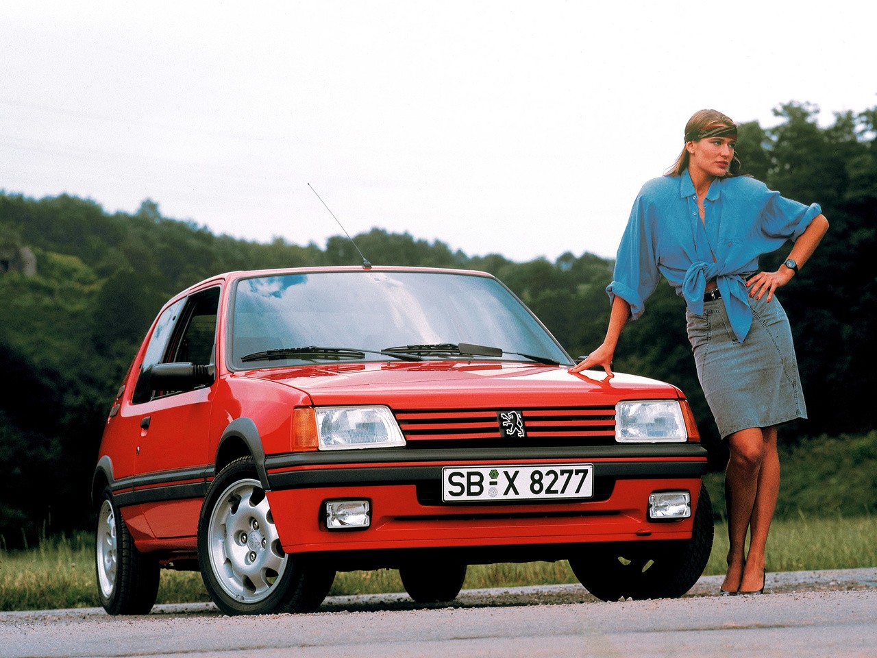 Peugeot 205 photo 18