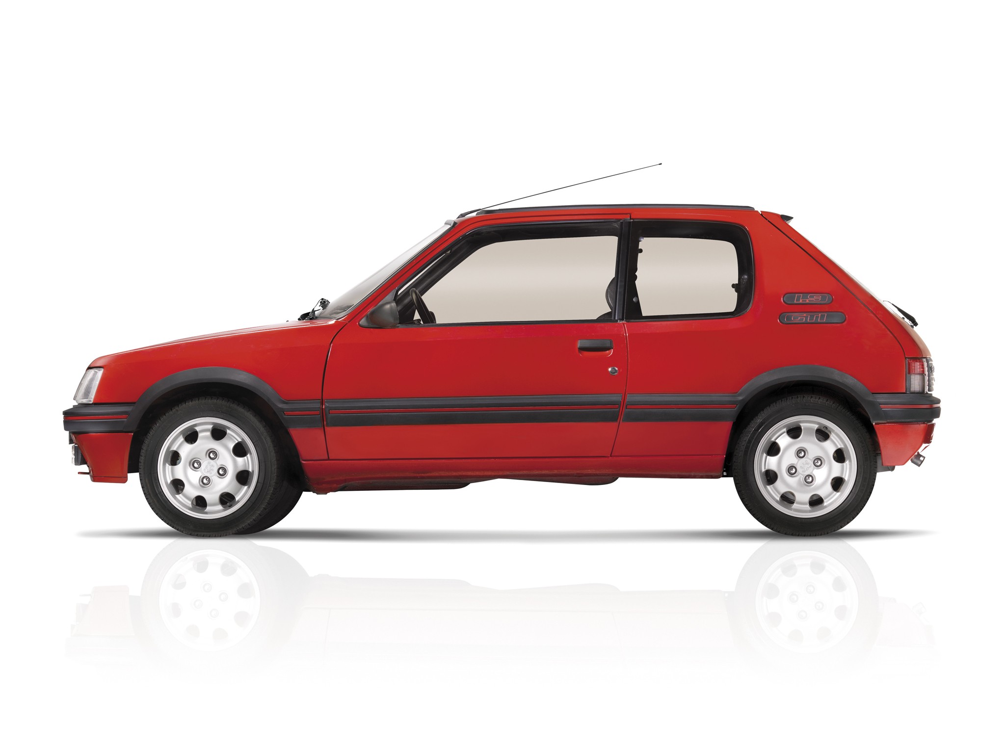 Peugeot 205 photo 27
