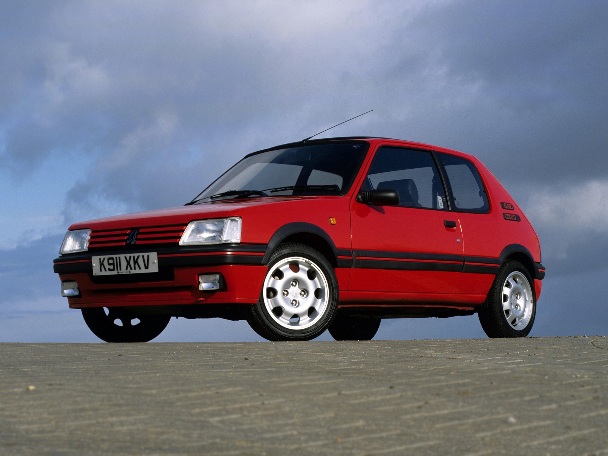 Peugeot 205 photo 30