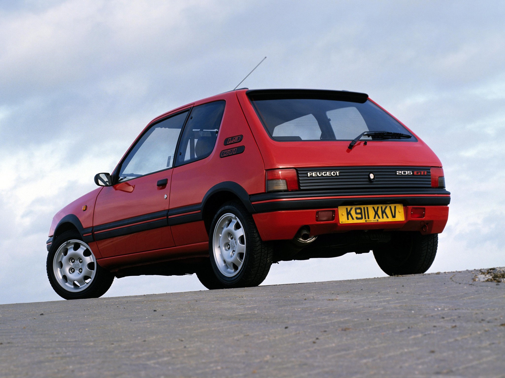Peugeot 205 photo 31