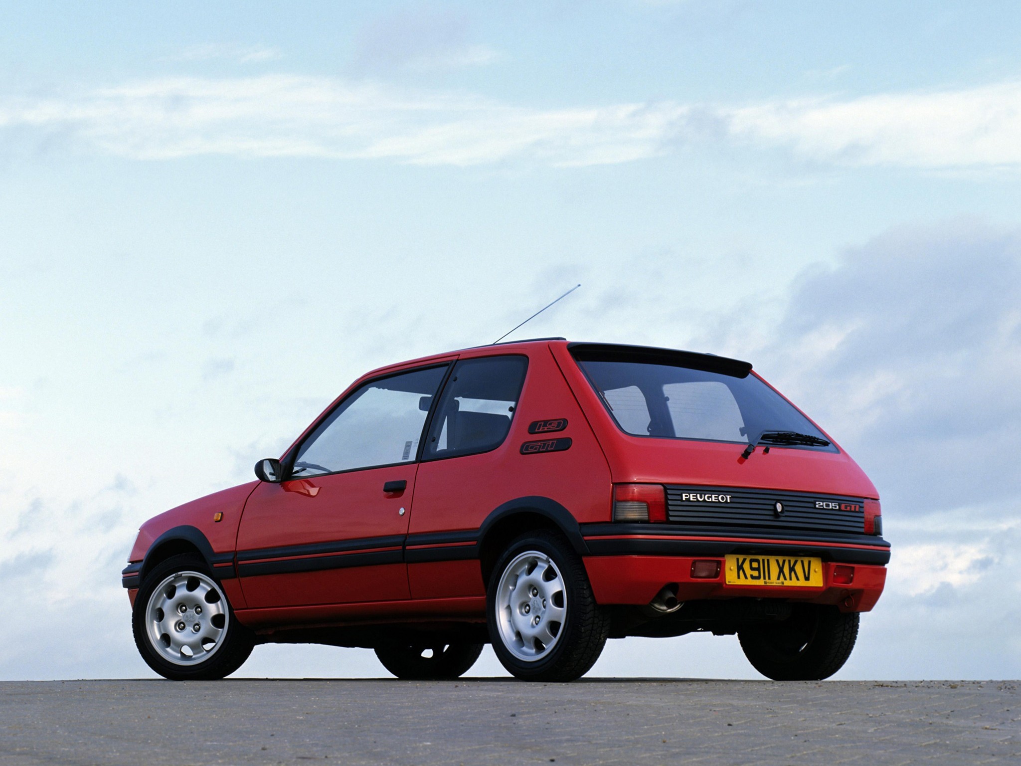 Peugeot 205 photo 32