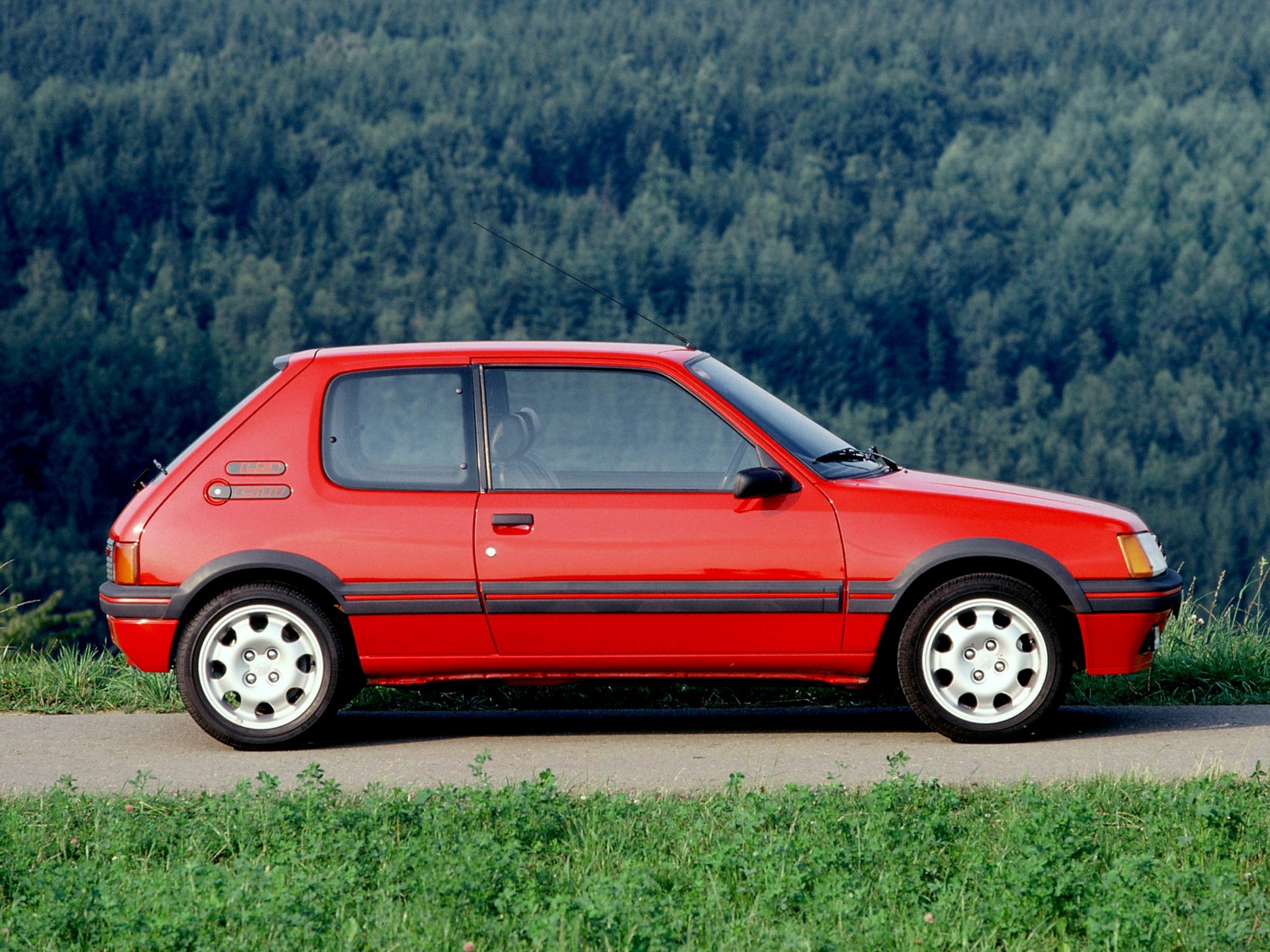 Peugeot 205 photo 33
