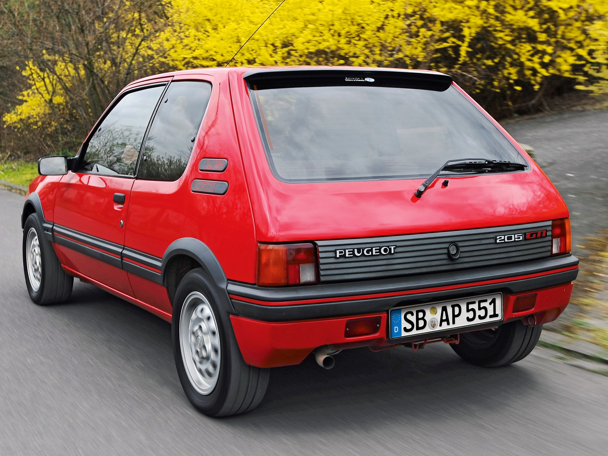 Peugeot 205 photo 41