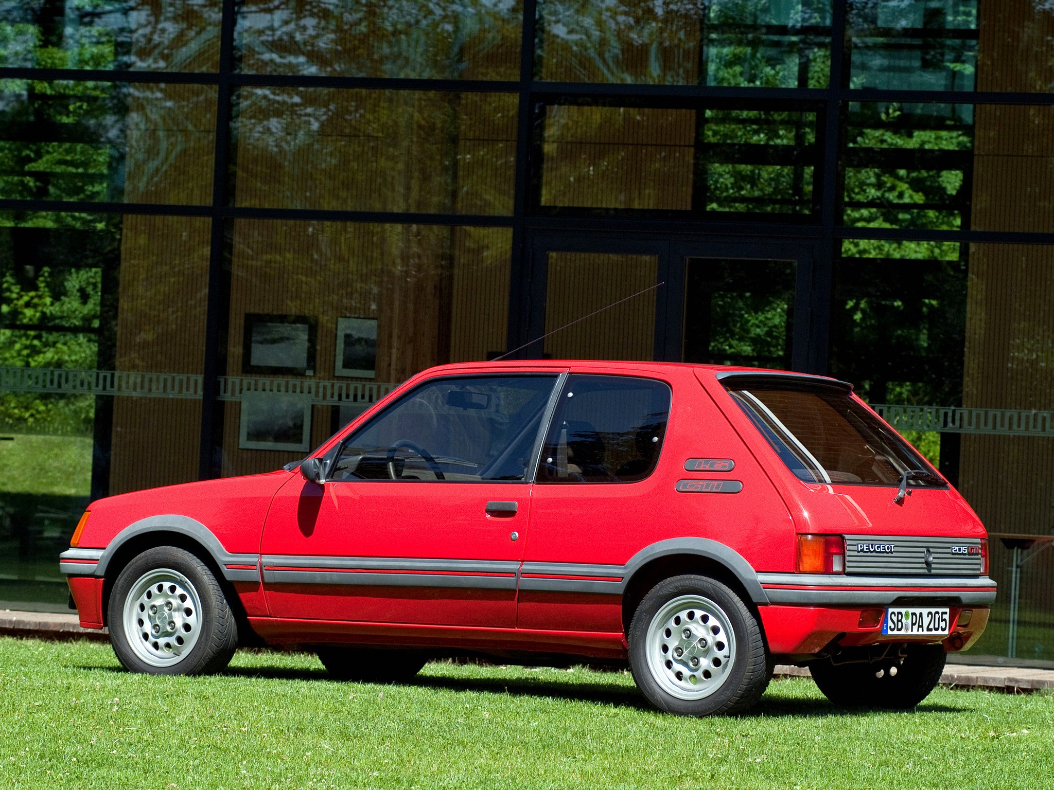 Peugeot 205 photo 44
