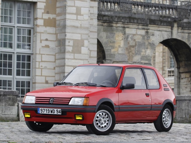 Peugeot 205 photo 47