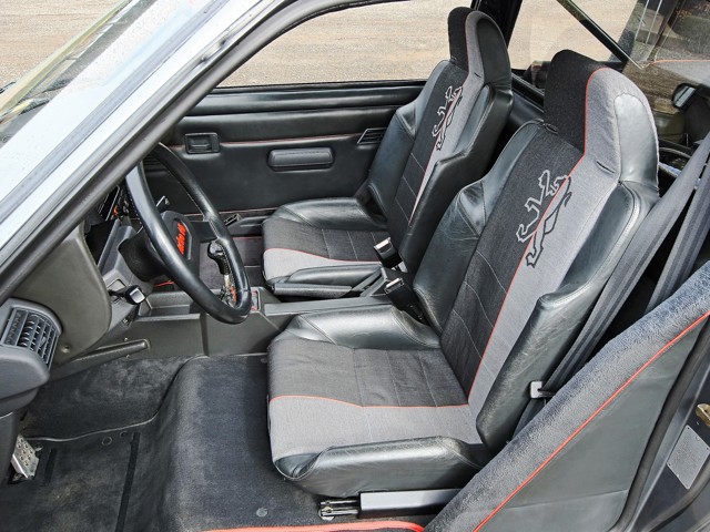 Peugeot 205 Foto 25