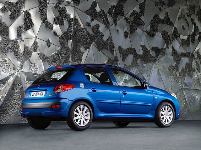 Peugeot 206+ 5 Doors photo 16