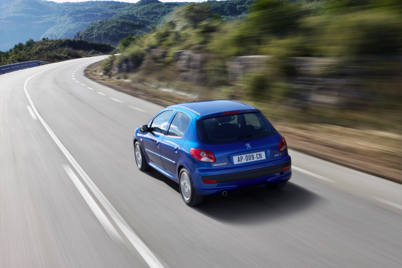 Peugeot 206+ 5 Doors photo 8