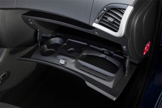 Peugeot 206+ 5 Doors photo 24