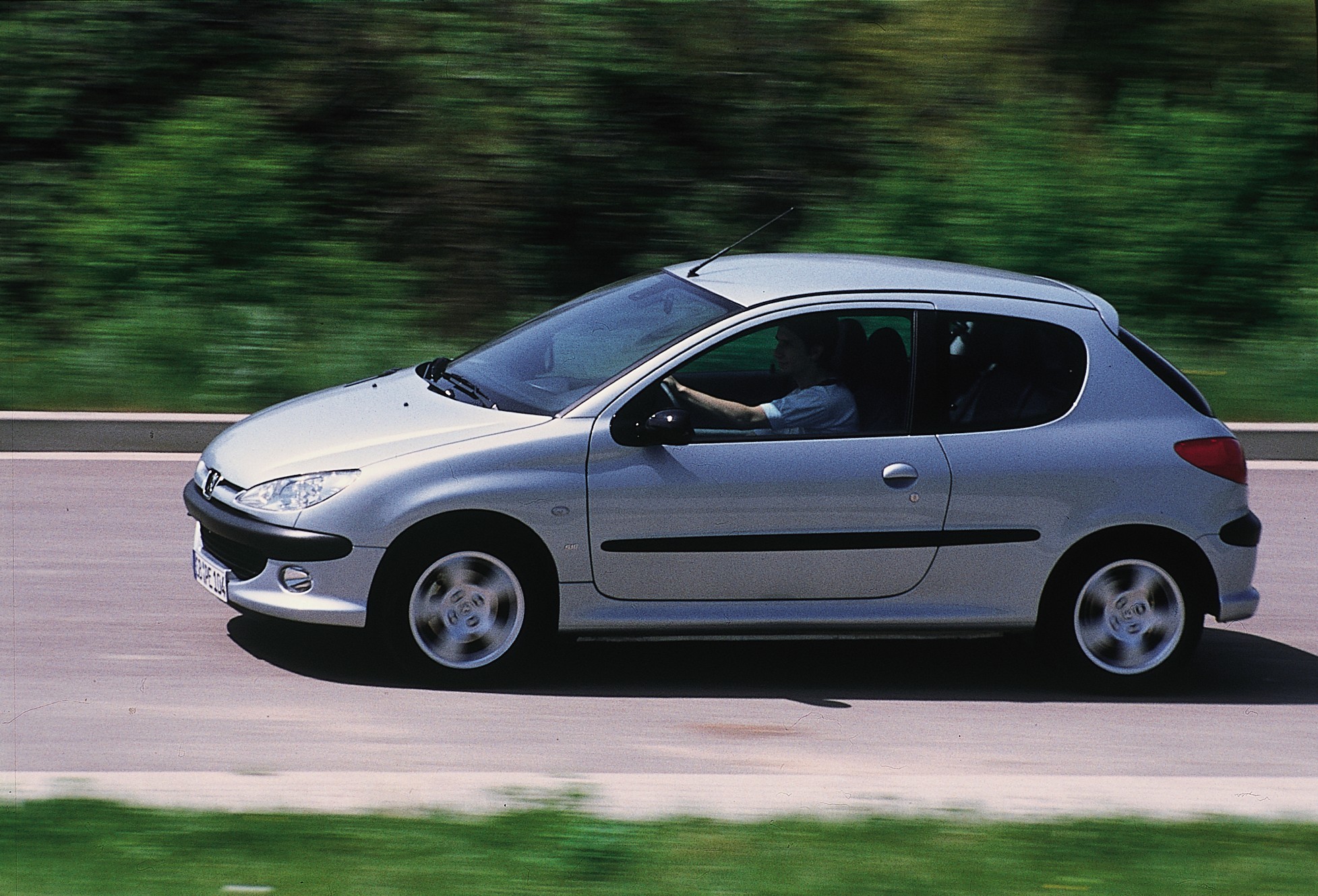 Peugeot 206 3 Doors photo 11