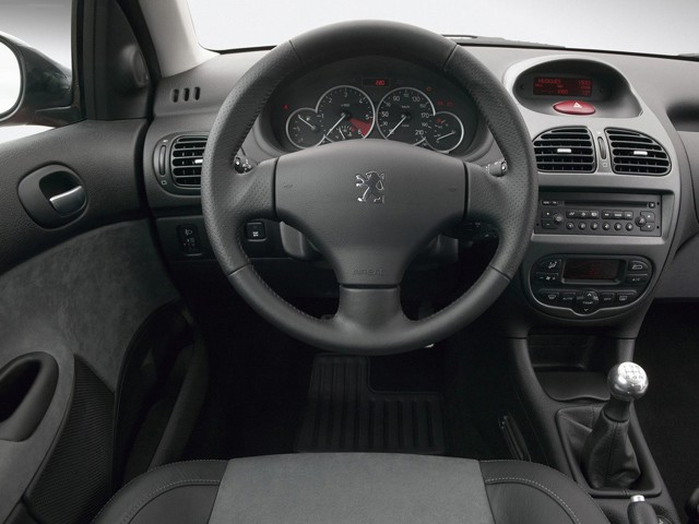 Peugeot 206 3 Doors photo 30