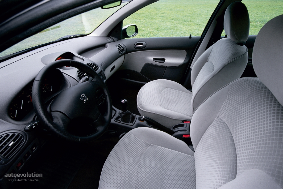 Peugeot 206 3 Doors photo 28