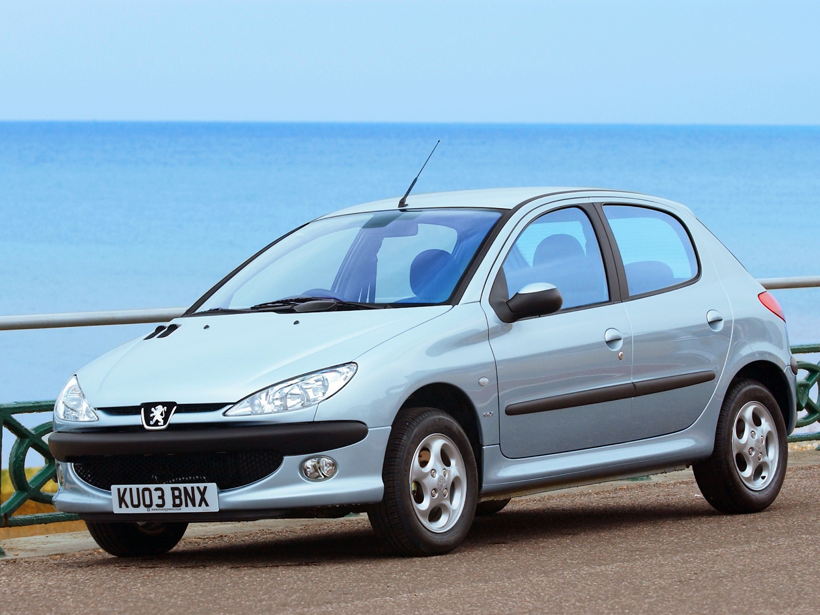 Peugeot 206 5 Doors photo 9