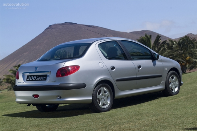 Peugeot 206 Sedan photo 3