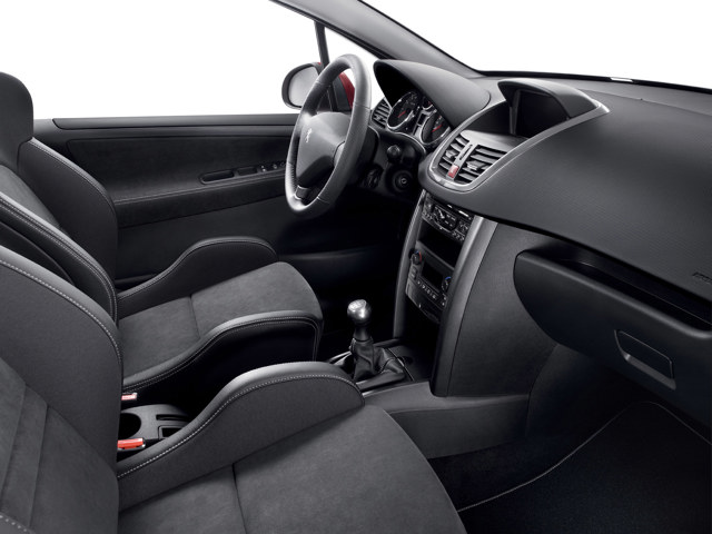 Peugeot 207 3 Doors photo 36