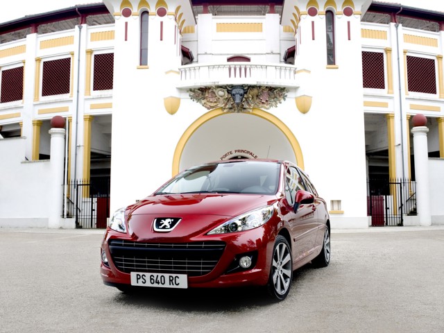 Peugeot 207 3 Doors photo 19