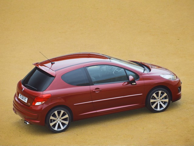 Peugeot 207 3 Doors photo 20