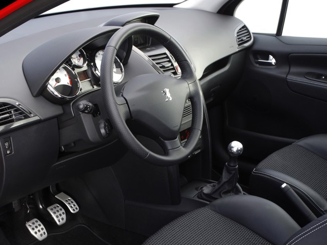 Peugeot 207 3 Doors photo 44