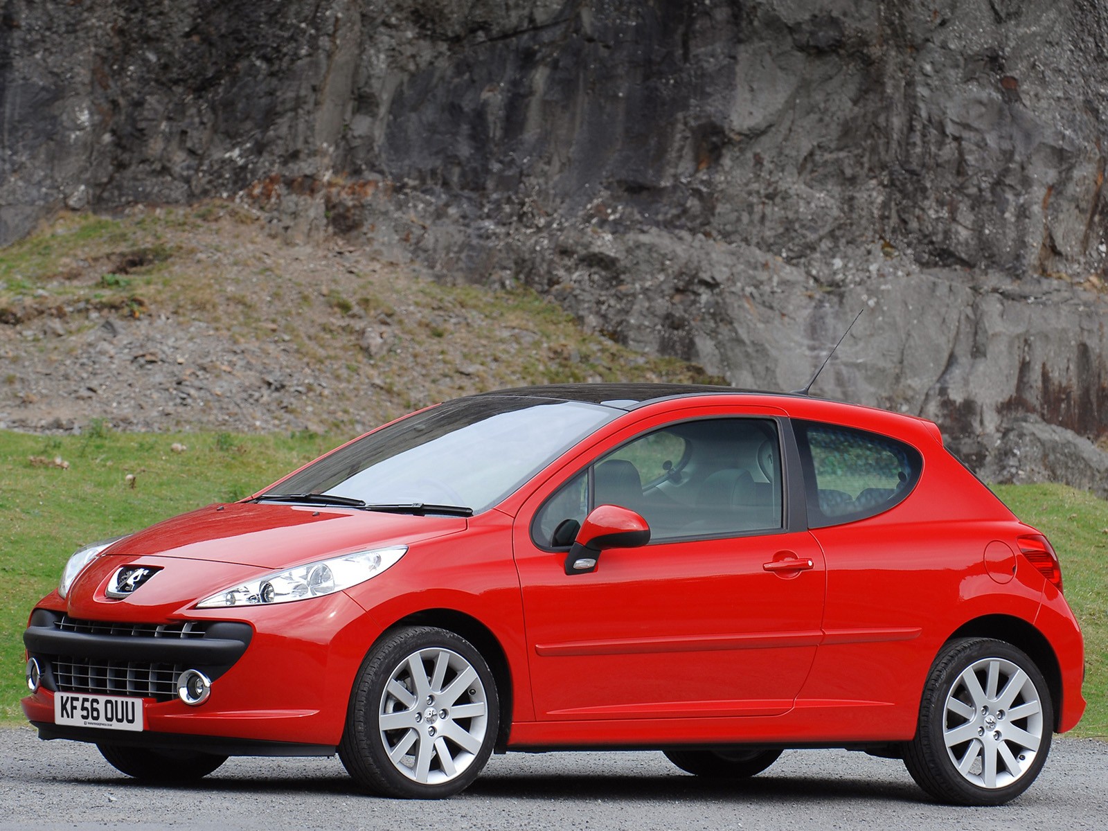 Peugeot 207 3 Doors photo 8