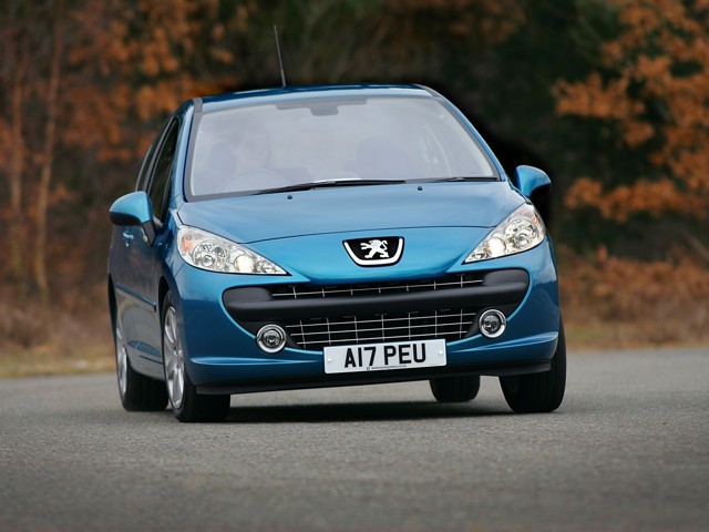 Peugeot 207 3 Doors photo 18