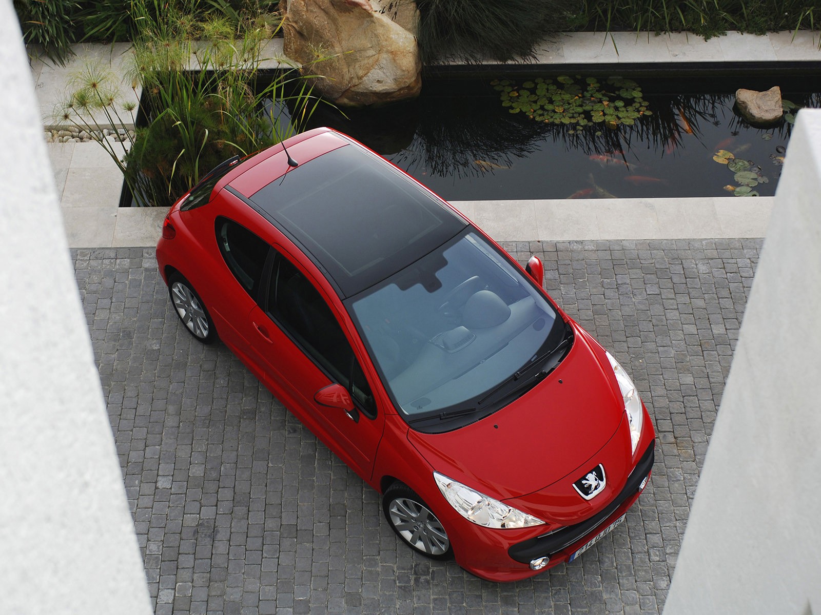 Peugeot 207 3 Doors photo 24