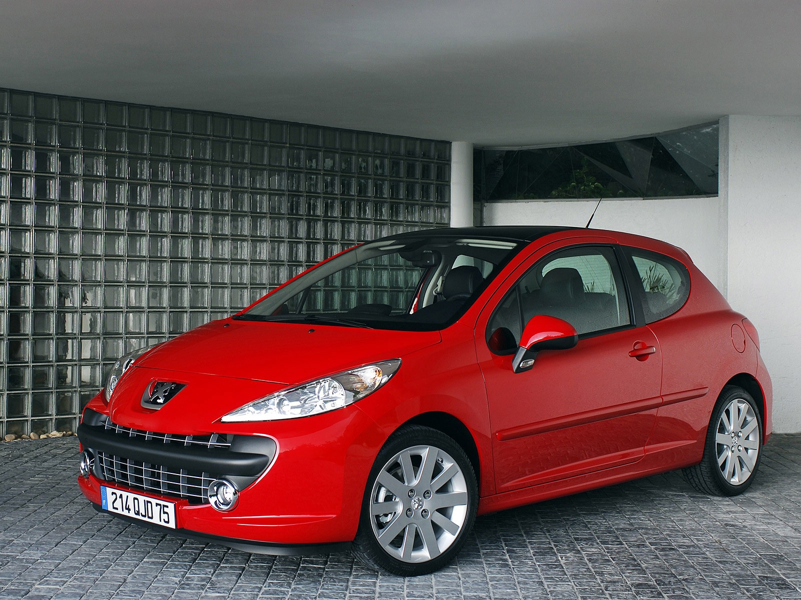Peugeot 207 3 Doors photo 28