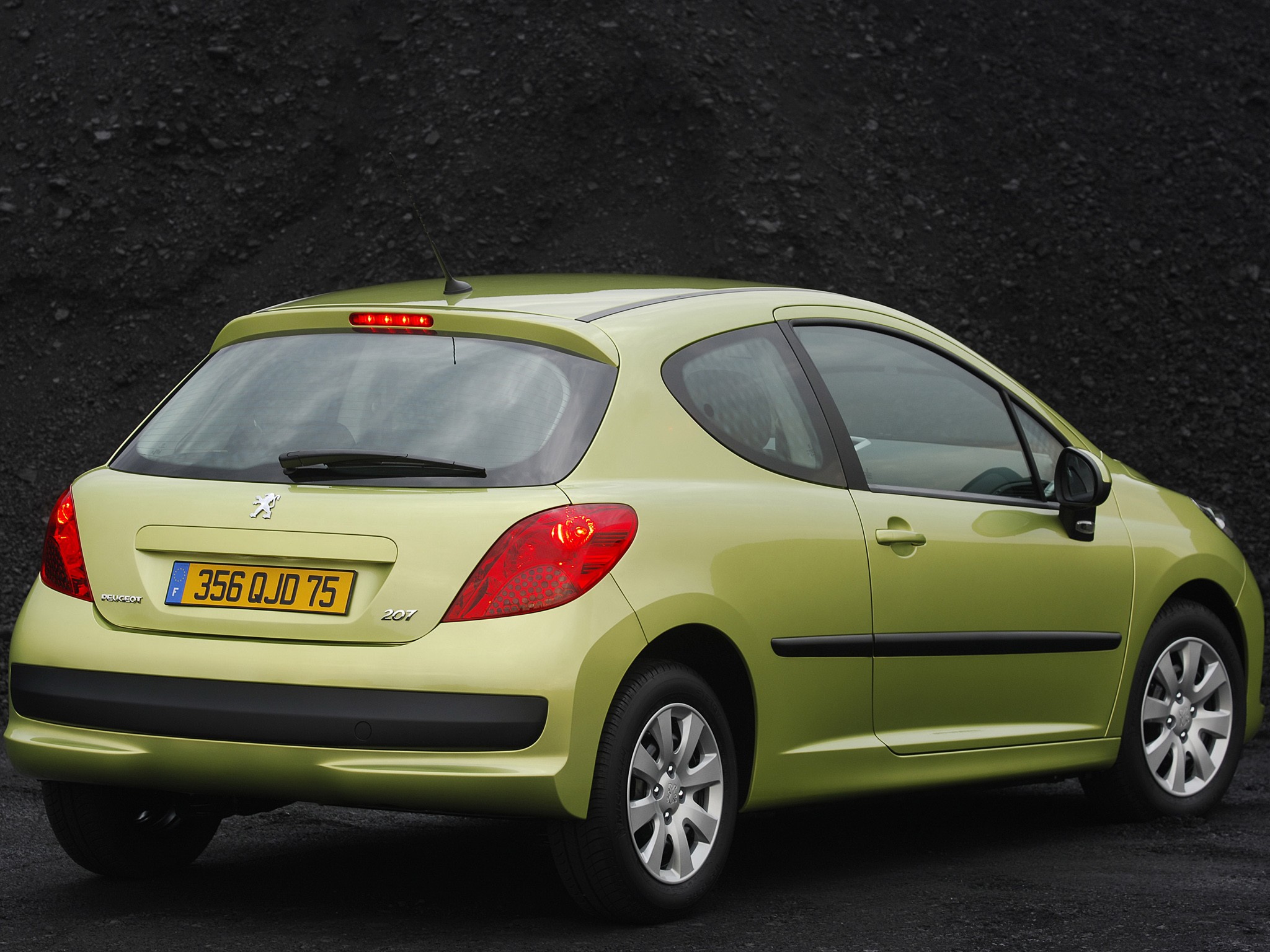 Peugeot 207 3 Doors photo 30