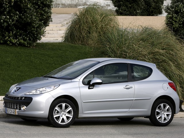 Peugeot 207 3 Doors photo 37