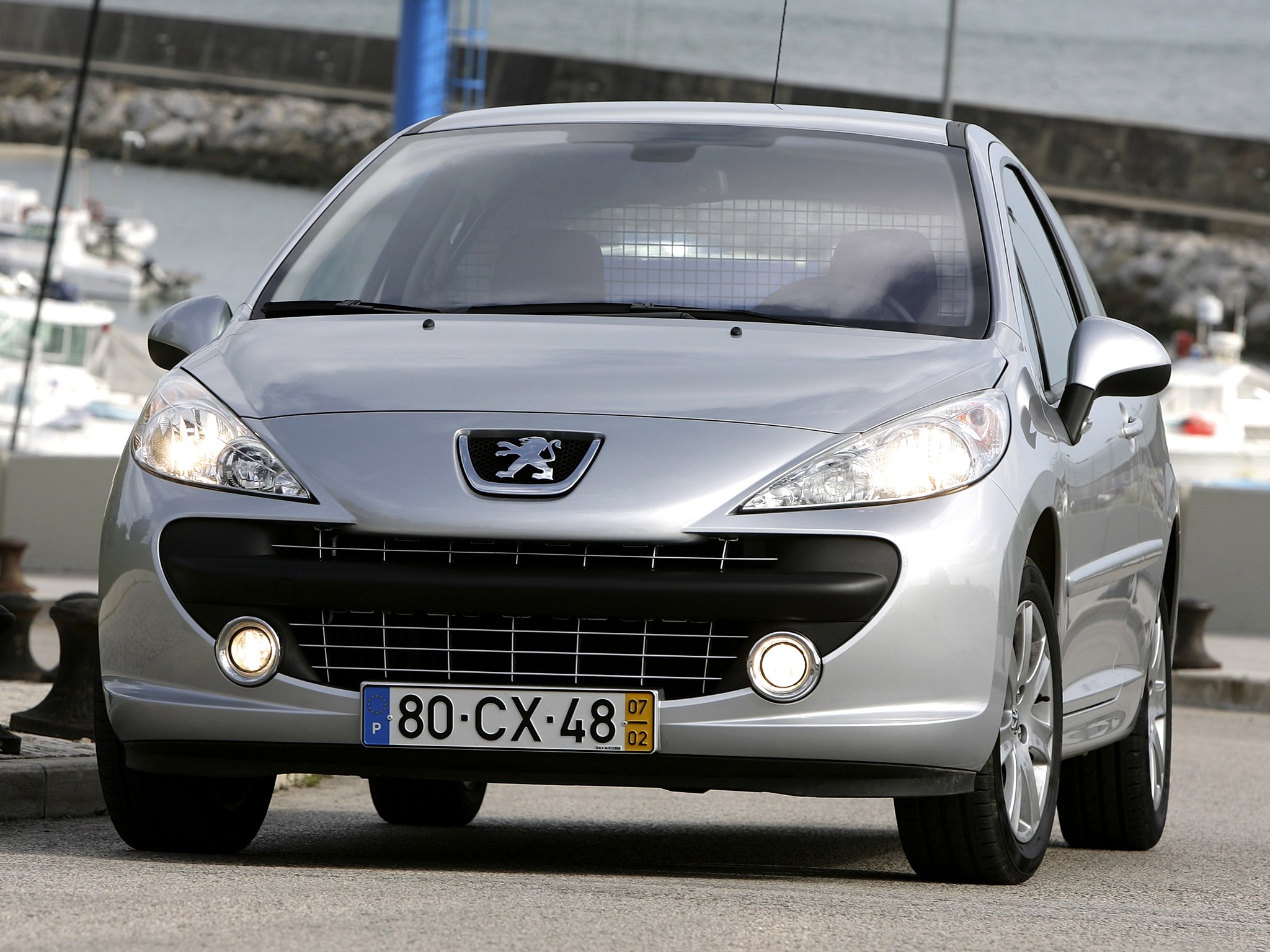 Peugeot 207 3 Doors photo 38