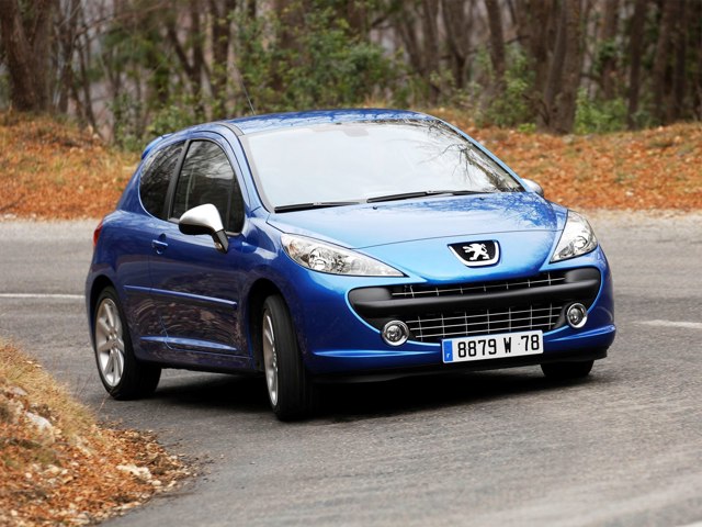 Peugeot 207 3 Doors photo 18
