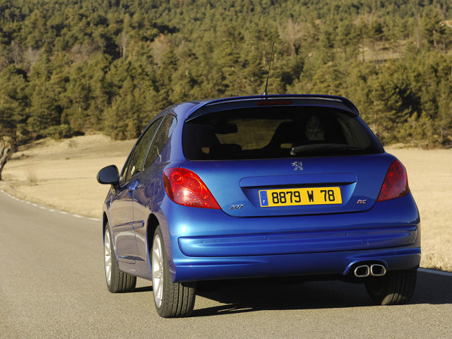 Peugeot 207 3 Doors photo 19