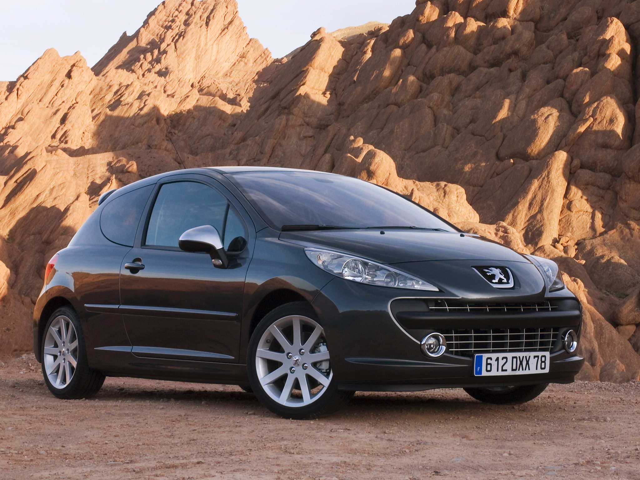 Peugeot 207 3 Doors photo 26