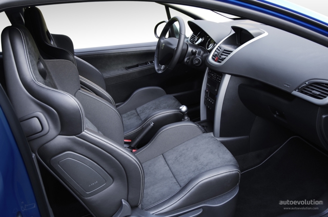 Peugeot 207 3 Doors photo 29