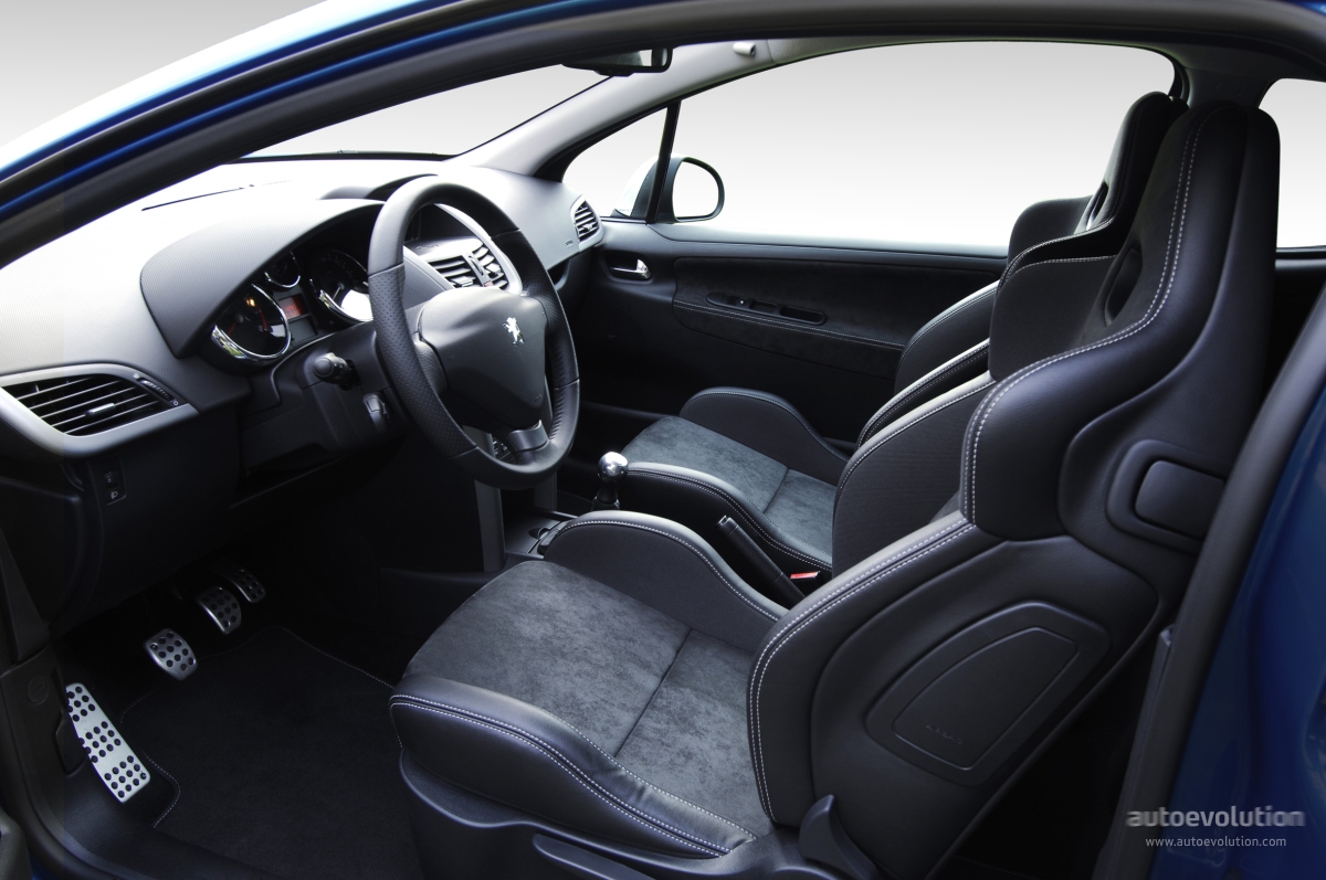 Peugeot 207 3 Doors photo 30